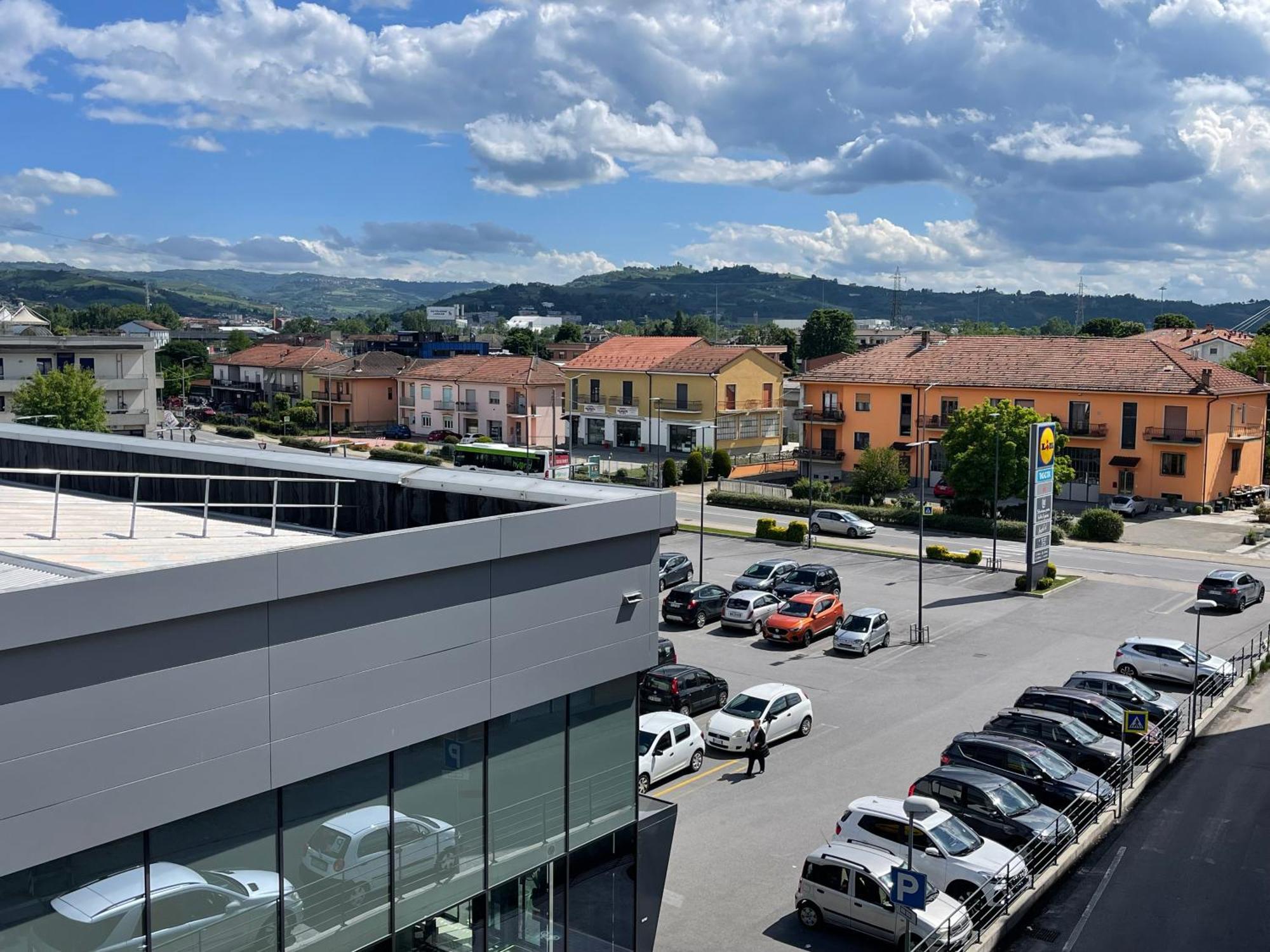 Borgo Divino Apartment Alba  Bagian luar foto